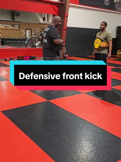 Defensive front kick: create distance, cut the angle, and stop the rush before it starts. Train smart. #lasvegascombatacademy #KravMaga #lasvegaskravmaga