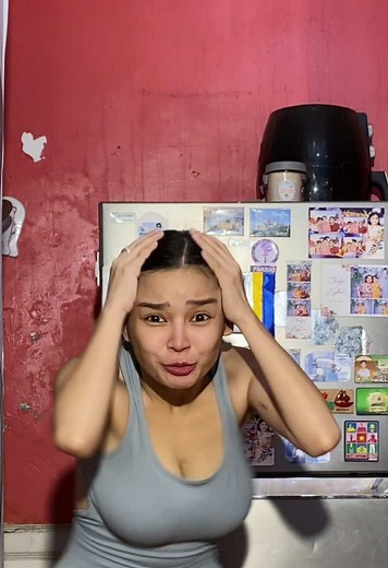 Dami niyo pumapansin sa mukha ko oh PAMPAFRESH REVEAL !!!! Jusko po jusko po sabi ni madam arman salon HAHHAHAHA