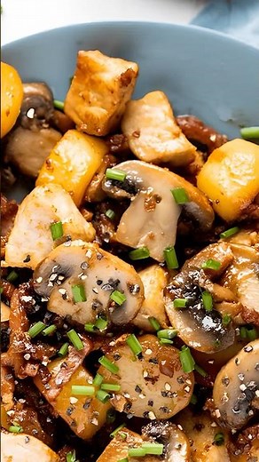 Sauté de porc aux champignons de Paris ⭐ #Sauté #porc #champignonsdeParis