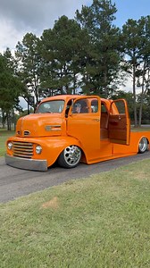 Ekstensive Metal Works and 1 Way Diesel Performance knocked this 1950 Ford F5 COE out of the park! #sickslammedtrucks #coetrucks #customtrucks | SICK Slammed Trucks