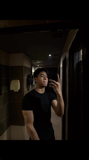 ︎ ︎ yash (@sum1n23)’s videos with original sound - eric.loved