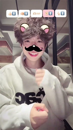 Dance Back-to-Back Love Hug: Gesture Dance Tutorial for Couples