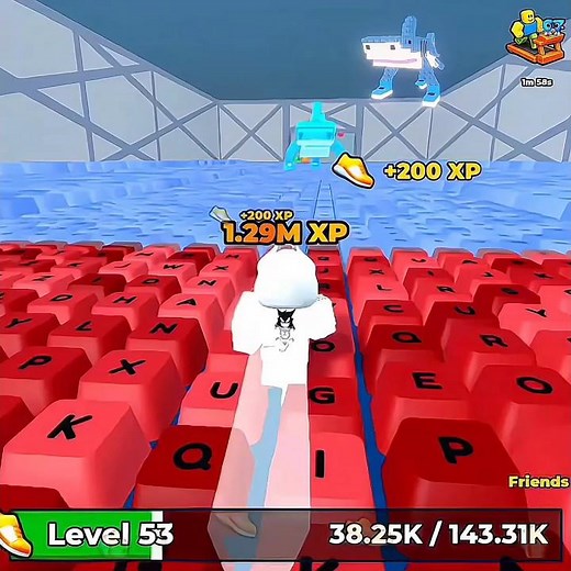 The shark hit me🦈#roblox #keyboardescape #usa