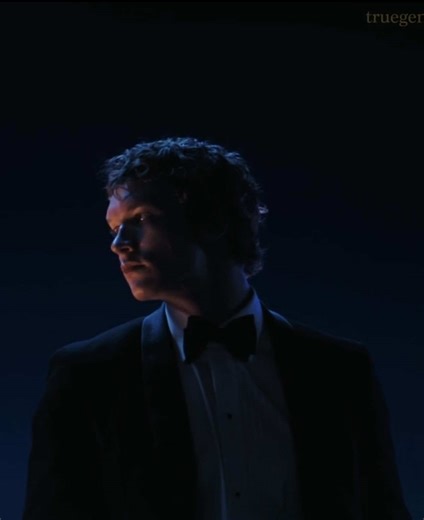 this is his anthem i’m not taking questions at this time #ilyarozanov #heatedrivalry