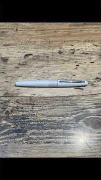 PILOT METROPOLITAN WHITE TIGER FOUNTAIN PEN #writinginstruments #fountainpen #pen #review