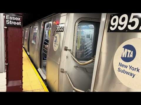 R160/R179 (F)(J)(M) train action at Delancey Street-Essex Street