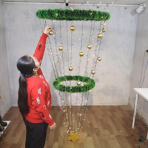 3.7M views · 26K reactions | DIY upside-down Christmas tree | Viral Clip | Facebook