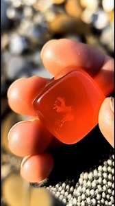 Great AI... Finding emeralds in the rock layers #emerald #rock #AI #hunting | The GemsHunter