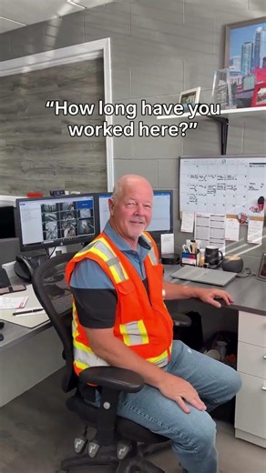 Warehouse “how long have you worked here” 👨‍🦳 #warehousejobs
