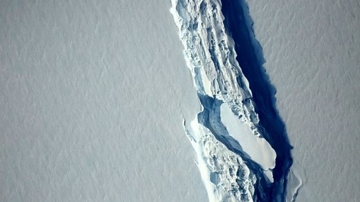 Delaware-Sized Iceberg Snaps off Antarctica