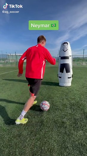 Top Football Players: Neymar, Ronaldo, and Haaland