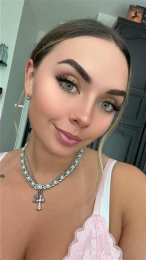 Which eye color?!