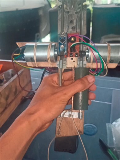 Le metemos programación a esa vaina. #diy #tutorial #tech #homemade #experiment