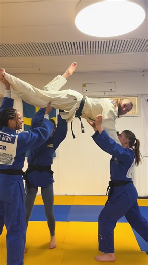 Judokas or Cheerleaders? A Fun Comparison