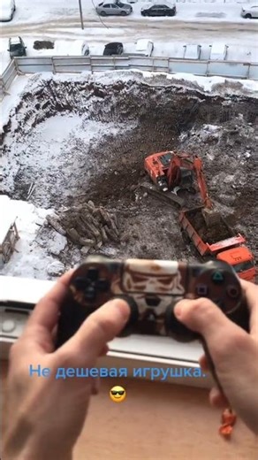 The excavator is operated via remote control!#Excavator #ConstructionEquipment #HeavyMachinery