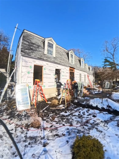 Siding and window installation in progress🛠️ 🔗Click the link in bio for a complimentary consultation. #windows #windowcontractor #windowinstaller #windowinstallation #construction #contractor #roofing #njcontractor #nj #newjersey #siding #sidinginstaller
