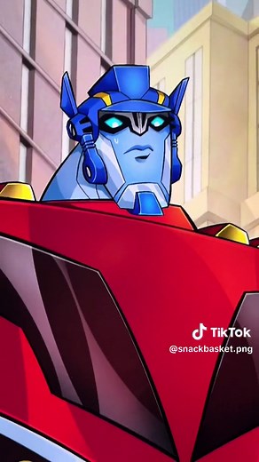 Sometimes I hop on trends, but only when Im given the opportunity to draw transformers animated 🫣❤️ #transformers #tfa #transformersanimated #sarisumdac #optimusprime
