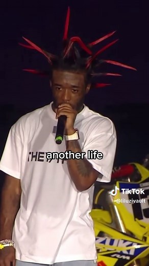 Lil Uzi Vert's Stunning Performance of 'The Way Life Goes'