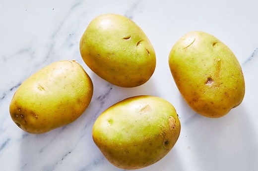 Are Green Potatoes Safe To Eat? Here’s What You Should Know