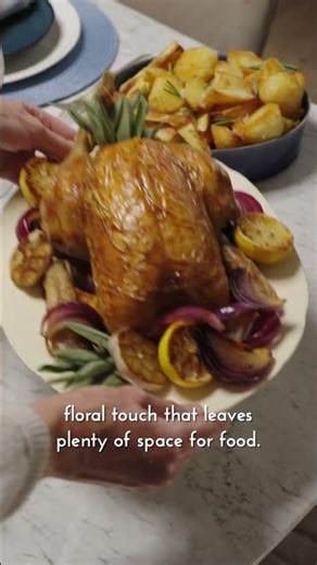 How to Style a Chic Sunday Lunch Table