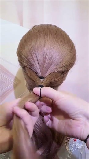 Low Ponytail Hairstyle Guide: Quick & Easy