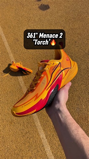 361 Menace 2 ‘Torch‘🔥 Arguably the lightest shoe that i‘ve tested yet, if you‘re looking for a „fast“ low to the ground and light performer, these are for you🏀🔥 Available @361 Europe Basketball 🏀 Use code: K4B10 for a discount🤞🏻 #basketball #hoopshoes #basketballshoes #hooper #361europe