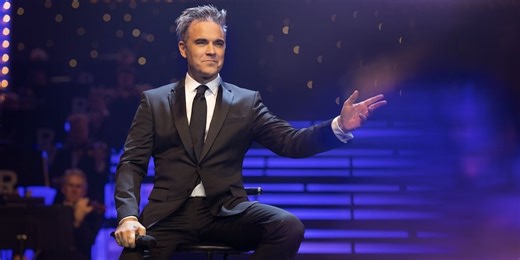 Robbie Williams says gay fans and clubs made him feel safe