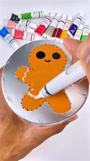 Gingerbread Man on Aluminum🌲 #oddlysatisfying #asmr #satisfying #gingerbreadman #christmas | Looply Satisfying