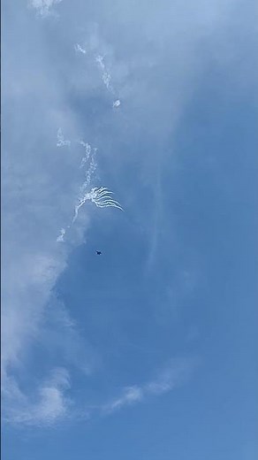 F-22 Raptor Flare Show over South Beach 🏖️ Miami