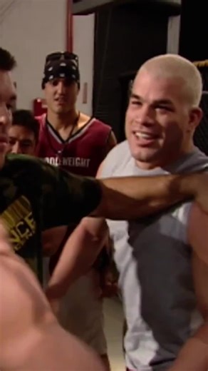 Ken Shamrock ☘️ tried to challenge Tito Ortiz to hype up his team 🔋 #ufc #ultimatefighter #titoortiz #kenshamrock