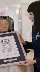 Tomiko Itooka, the world's oldest person, is awarded her Guinness World Records certificate at 116 years and 116 days old 🇯🇵 | Guinness World Records