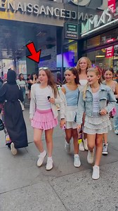 NYC Street Artist Shocks Crowd 💯🗽 #streetart #spraypaint #upgrade #DIY #fyp #streetartist #spraypaintartist #spraypaintart #viral | Spray Master USA