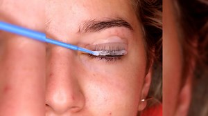 Achieve Stunningly Long Lashes Effortlessly.