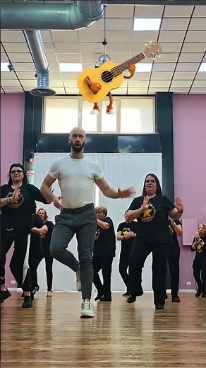 HAPPY SUNDAY | Sayf | GROUP DANCES | Andrea Stella | CHOREOGRAPHY | Trend #dance #sayf