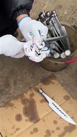 This liquid used in knife 🔪 protect