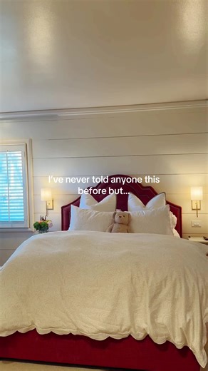 Preppy Room Ideas: A Tour of Stylish Bedroom Decor