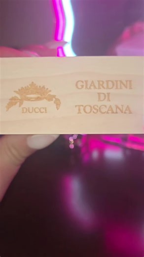 Che spettacolo 😍 latte e biscotti 🥛🍪 Troppo bello ☺️💕 @Giardini di Toscana #profumo #biancolatte #biancolatte #bianco