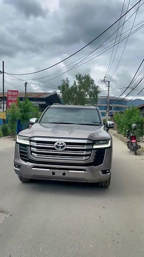 Unique Features on LC300! @Toyota Nepal Thanks to United Traders Syndicate for providing the Vehicle! #hamromotors #hamromotor #toyotalc300 #lc300 #lancruiser