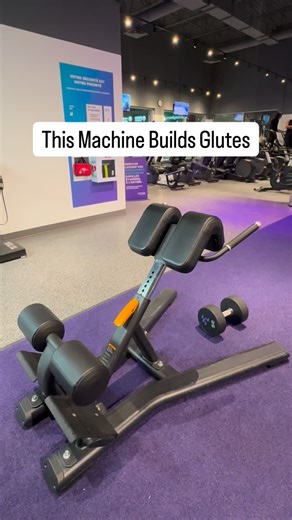 Ed Ansah // Skinny To Sexy Fitness Coach on Instagram: "Underrated Glute Building Exercise 45° Hip Extension : Great Exercise to bias your glute max add a DB or Plate to help progress week over week. . . //Comment Or Dm “Program” for my in app workout plan - Full session instructions - Easy progressive overload formula - Updates Monthly - Free calculation of your TDEE & Macros . . . . . #glutegains #gluteday"