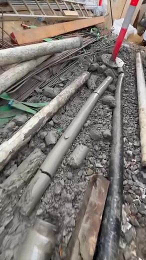 Pumpy life on Instagram: "Christmas rush specials , What a day for the boys @flowlineconcretepumping Find the full article on the website Www.pumpylife.com The blow out"