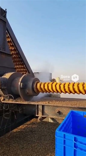 The High-Speed Chick Processor! 🐥💨 World's Most Efficient Factory?