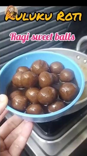 Ragi Sweet Ball Recipe | Healthy Ragi Laddu | Iron Rich Energy Balls 🍯🌾 #reels #shorts