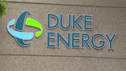 Crash leaves hundreds without power near Uptown, Duke Energy map shows