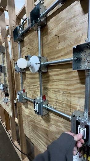 Practicing 4-way switches! ✨🛠️