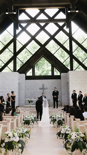 Olivia | Georgia Documentary Wedding Photographer on Instagram: "this feeling 💗🥰🎆 #georgiaweddingphotographer #gaweddingphotographer #northgeorgiaweddingphotographer Georgia Wedding Photographer, Atlanta Wedding Photographer, Chattanooga Wedding Photographer, North Georgia Wedding Photographer, Tennessee Wedding Photographer, Blue Ridge Wedding Photographer, Dahlonega Wedding Photographer, 2025 Bride, 2026 Bride, Bride, Engagament, Bride To Be"