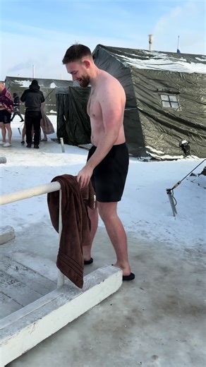 Experiencing Epiphany Bathing in the Russian Far East