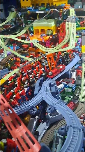 thomas and friends trackmaster jasme Goes buzz buzz