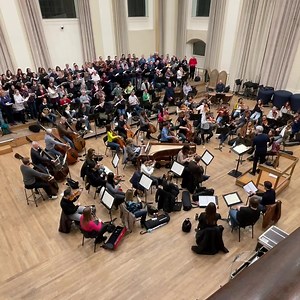 That Friday feeling 🎉 We're celebrating the weekend with a Haydn-sight ( 😉 ) into last Saturday's rehearsals for the always-uplifting Creation! (With the brilliant London Philharmonic Choir) | London Philharmonic Orchestra