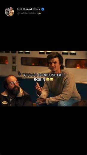 YOOOO SOMEONE GET ROBIN 😭