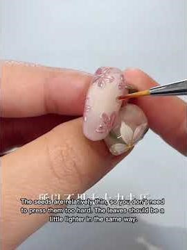 Flower-like magic mirror powder nail art tutorial 🌺